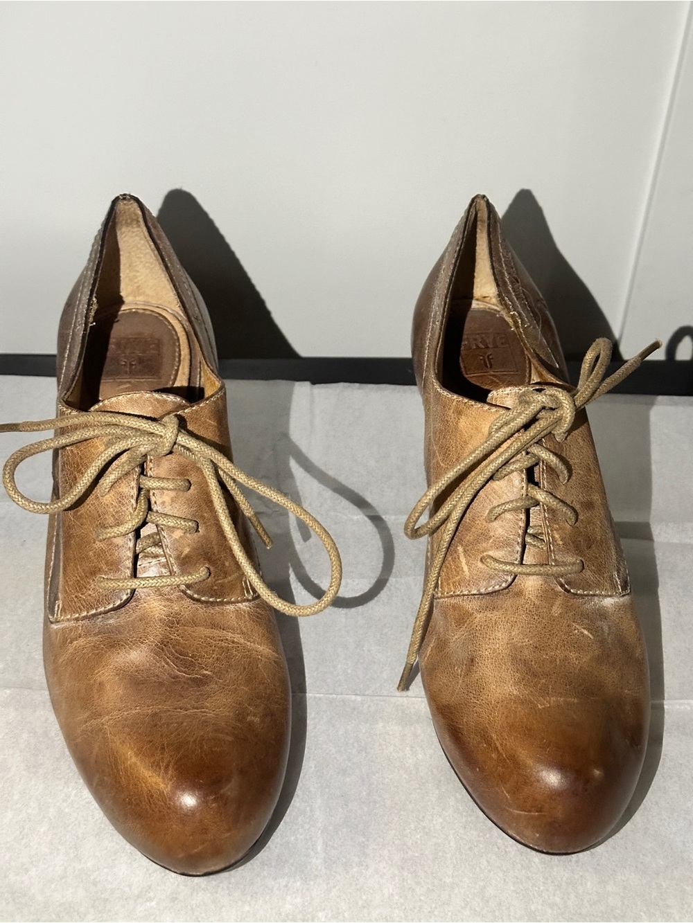 Frye Women's Tan Leather Oxford Lace-Up Ankle Booties